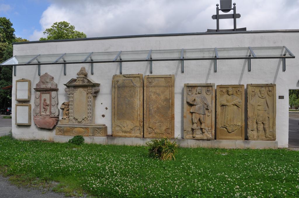 Schlosshotel Am Hainich Behringen  Buitenkant foto