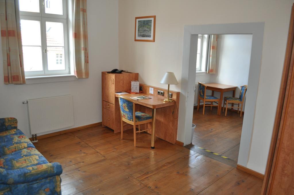 Schlosshotel Am Hainich Behringen  Kamer foto