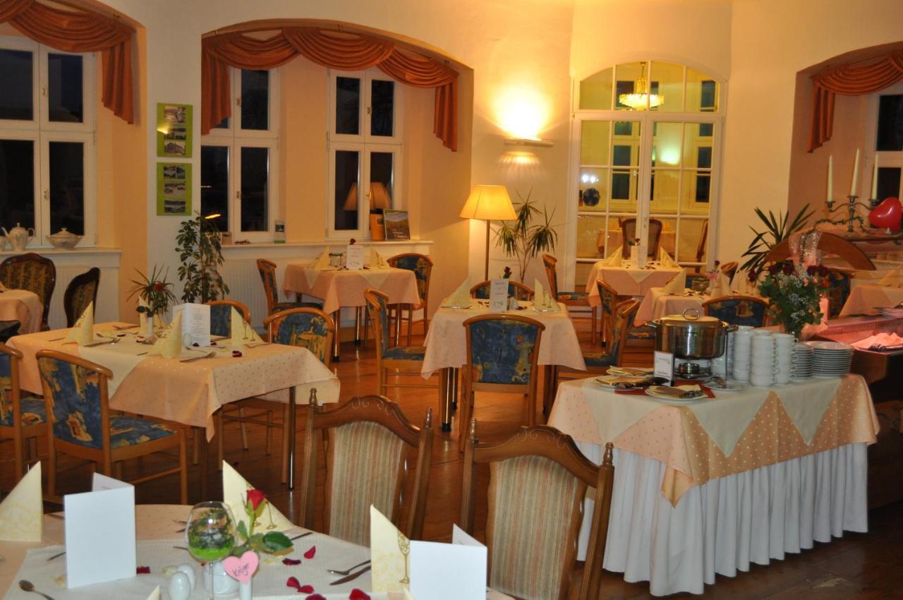 Schlosshotel Am Hainich Behringen  Buitenkant foto